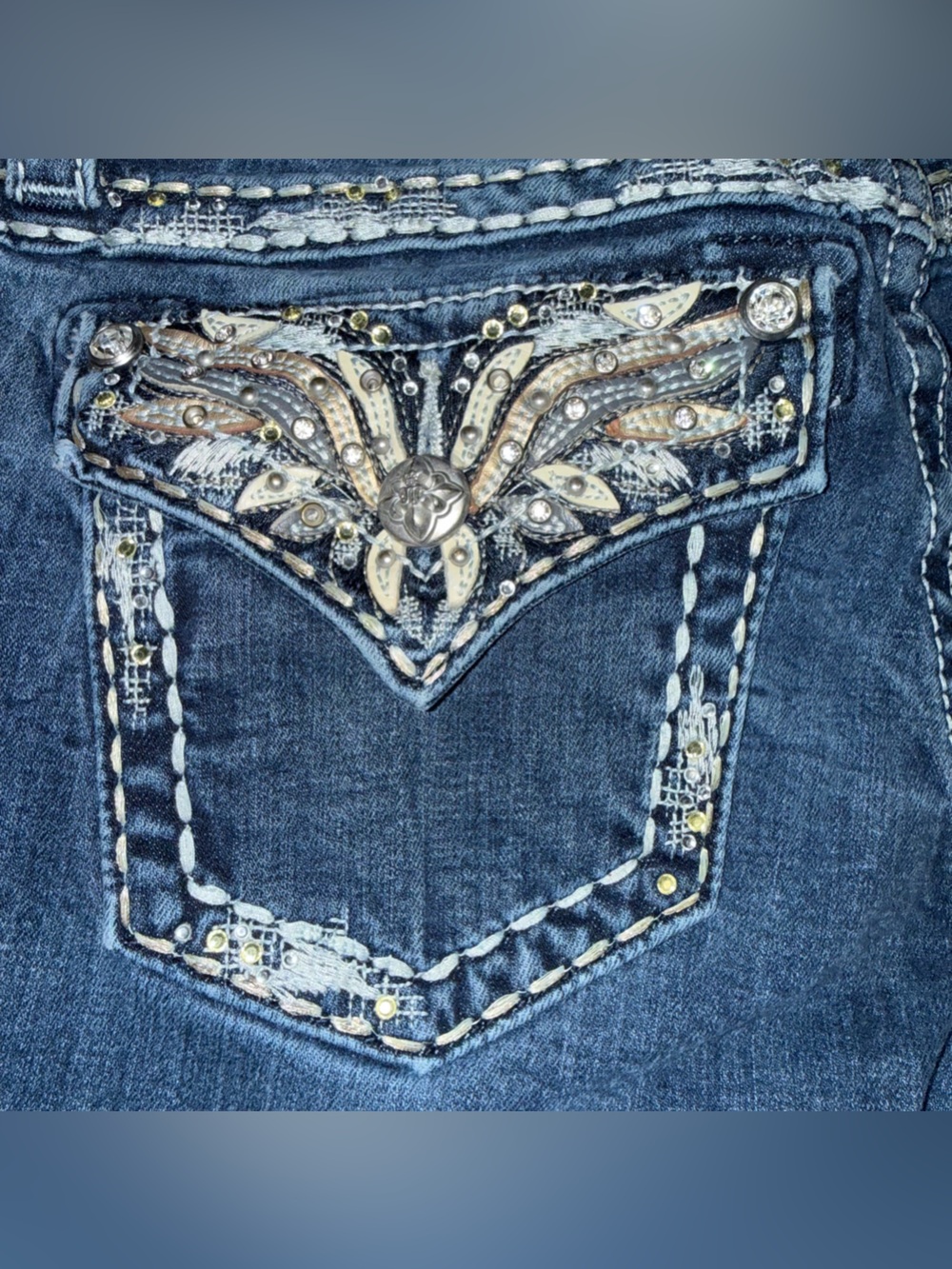 Miss Me Mid Rise Easy Boot Dark Embellished Back Pockets Jeans Wings women’s 28 - Picture 4 of 16